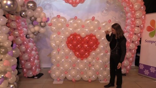 Balloon Heart Wall