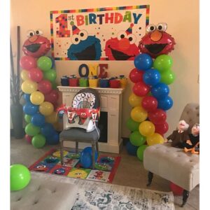 2 Elmo Balloon Columns 